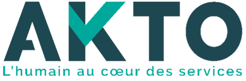 Agent de sécurité vérifiant un badge d'accès